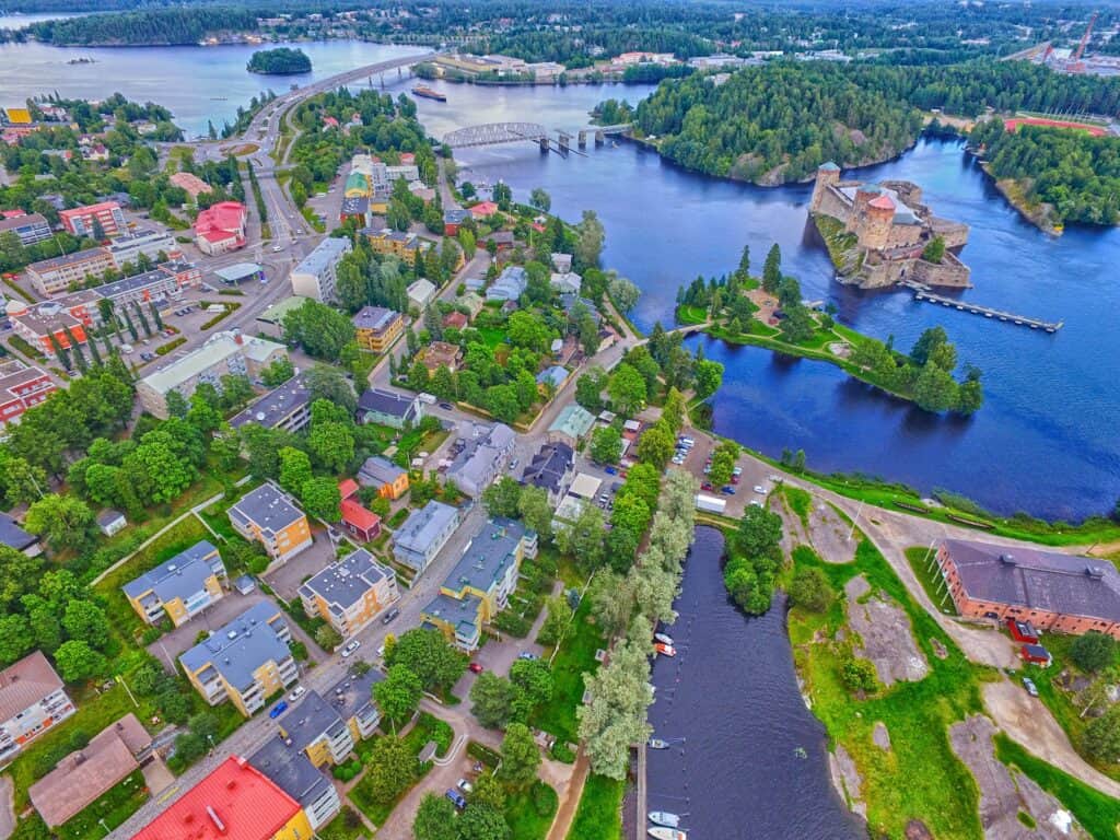 Olavinlinna ja Savonlinna ilmasta