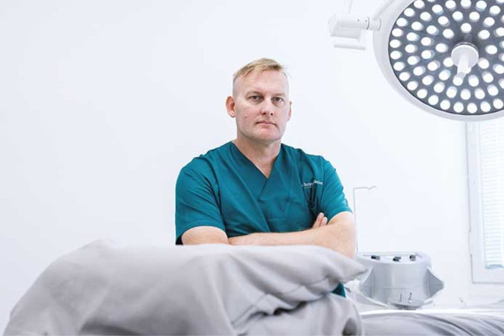 Plastiikkakirgurgi Timo Halonen