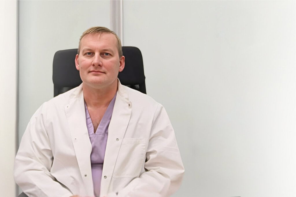 Timo Halonen vastaan ottaa nyt Clinic Helenassa